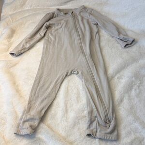 Kyte BABY Light Grey Romper